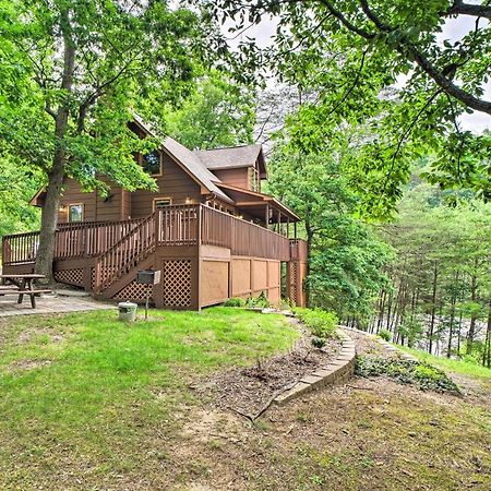 Central Sevierville Cabin With Hot Tub And Views! Kültér fotó