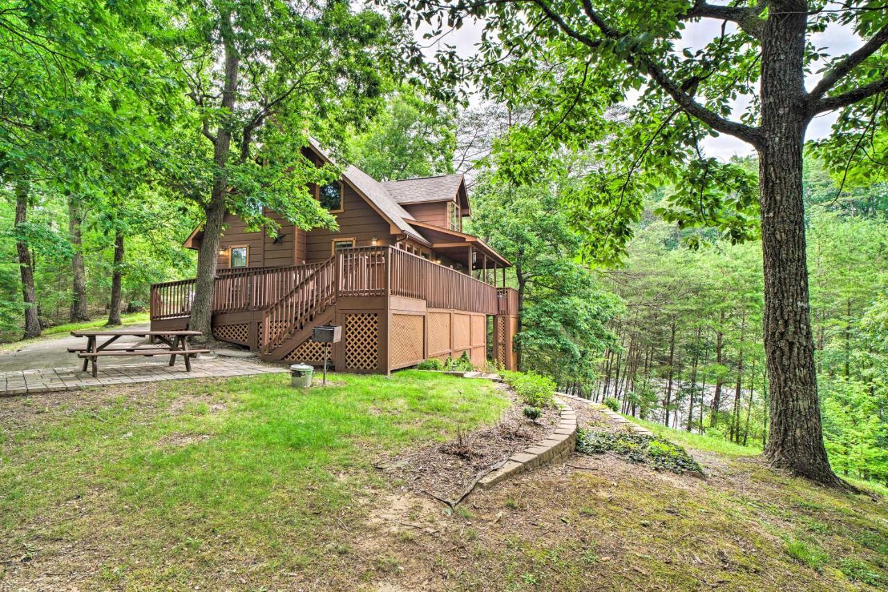 Central Sevierville Cabin With Hot Tub And Views! Kültér fotó